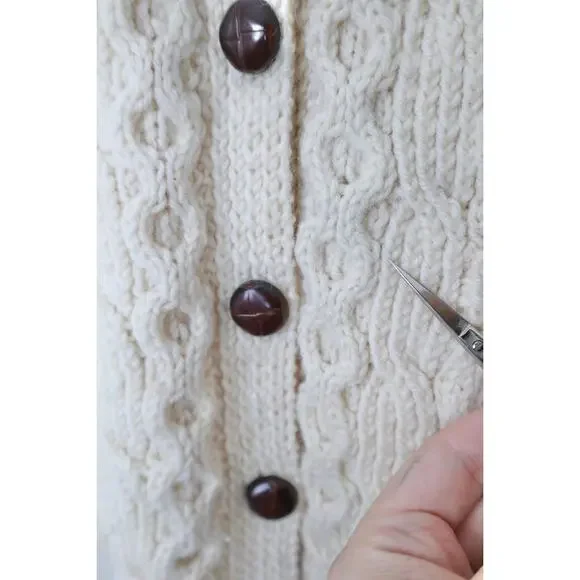 Vintage Handknit Cable Hand Knit Cardigan Sweater Carrick On Suir Ireland - Picture 8 of 14